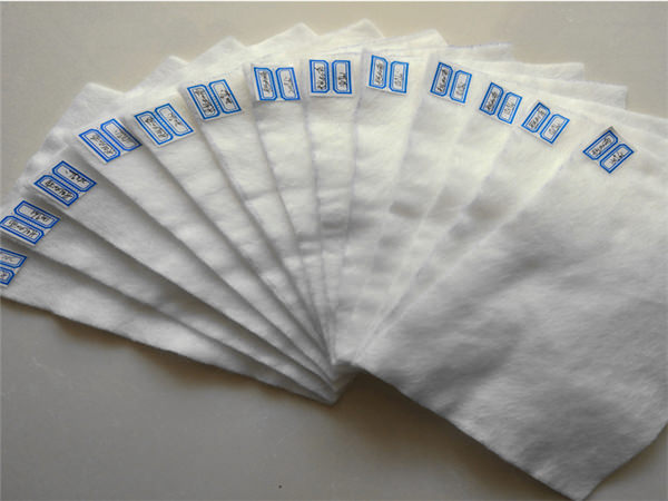 �L�z�C��������